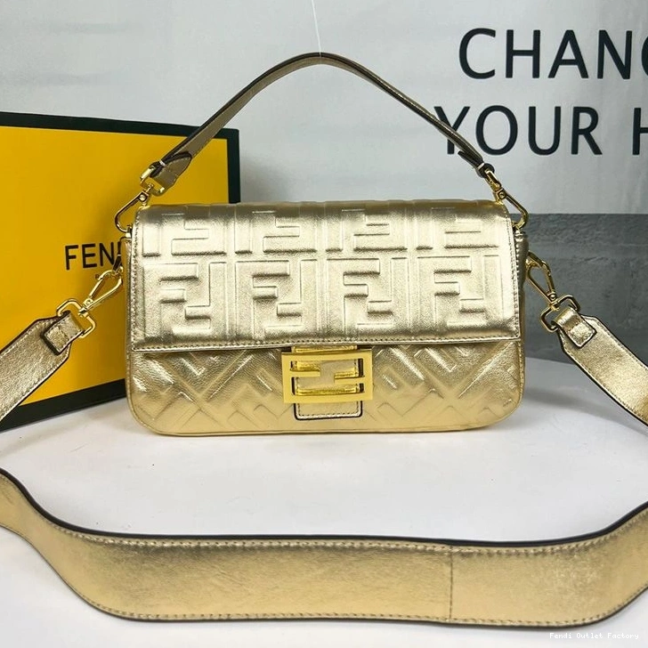 Cheap HOT Medium Motif Nappa Gold Fendi Baguette FF Leather In Bag 0808
